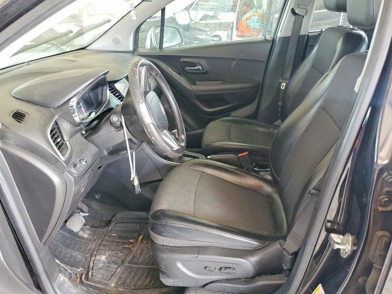 2020 CHEVROLET TRAX 1LT 7