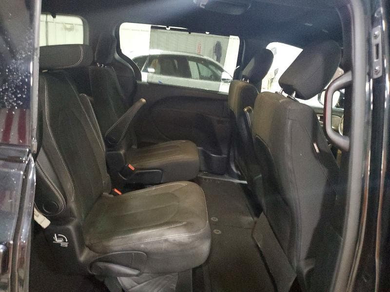 2020 CHRYSLER PACIFICA TOURING 11