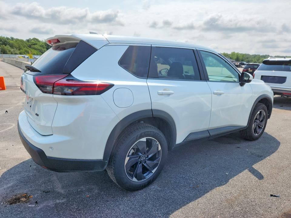 2025 NISSAN ROGUE SV 3