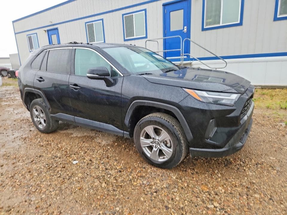 2024 TOYOTA RAV4 XLE 4
