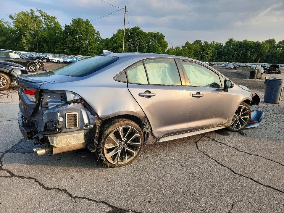 2021 TOYOTA COROLLA SE 3