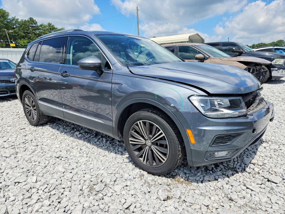2018 VOLKSWAGEN TIGUAN SE 4