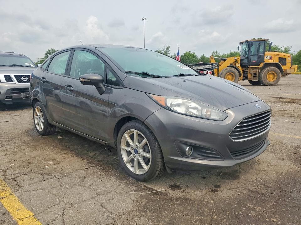 2017 FORD FIESTA SE 4