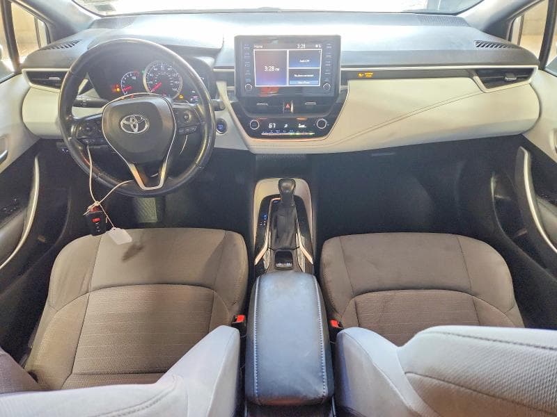2020 TOYOTA COROLLA SE 8