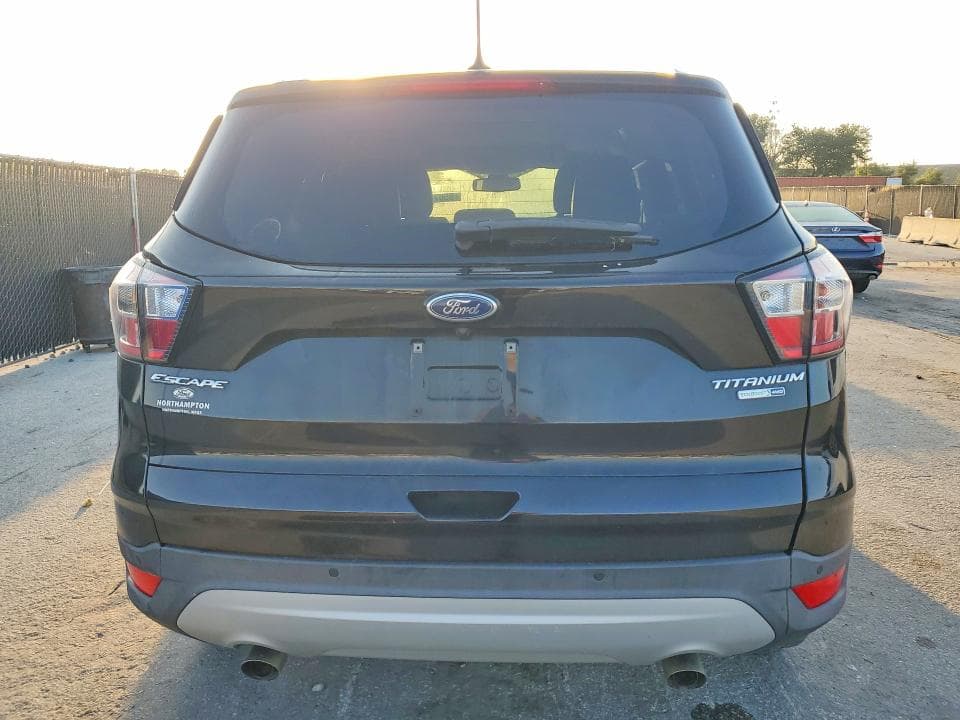 2018 FORD ESCAPE TITANIUM 6