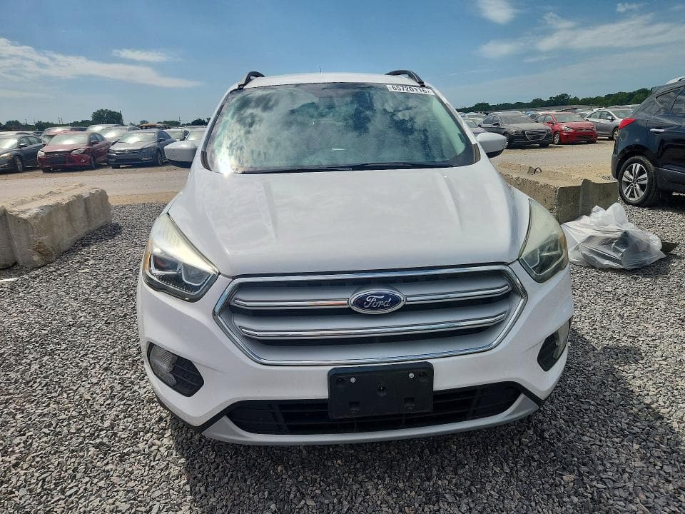 2017 FORD ESCAPE SE 5