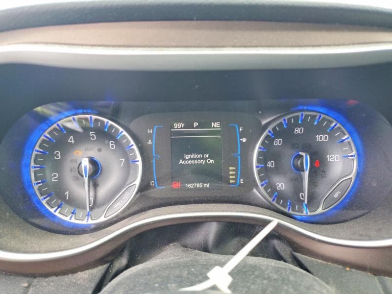 2017 CHRYSLER PACIFICA TOURING 9