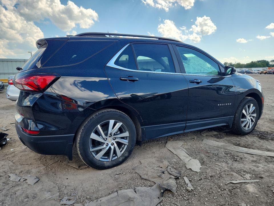 2022 CHEVROLET EQUINOX LT 3