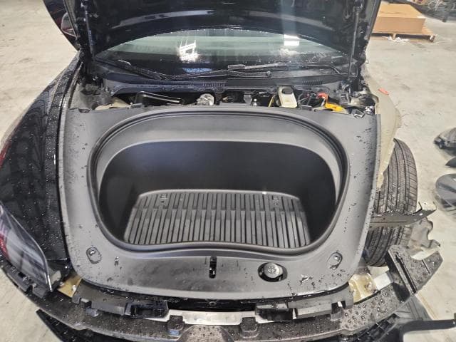 2026 TESLA MODEL 3 11