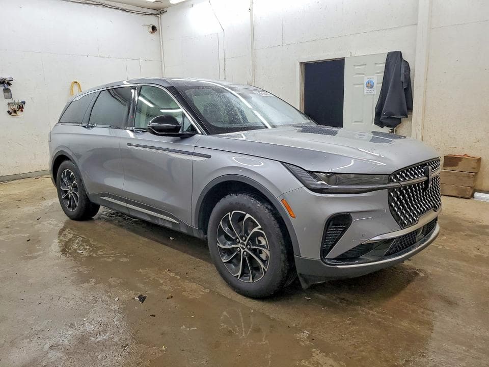 2025 LINCOLN NAUTILUS PREMIERE 4
