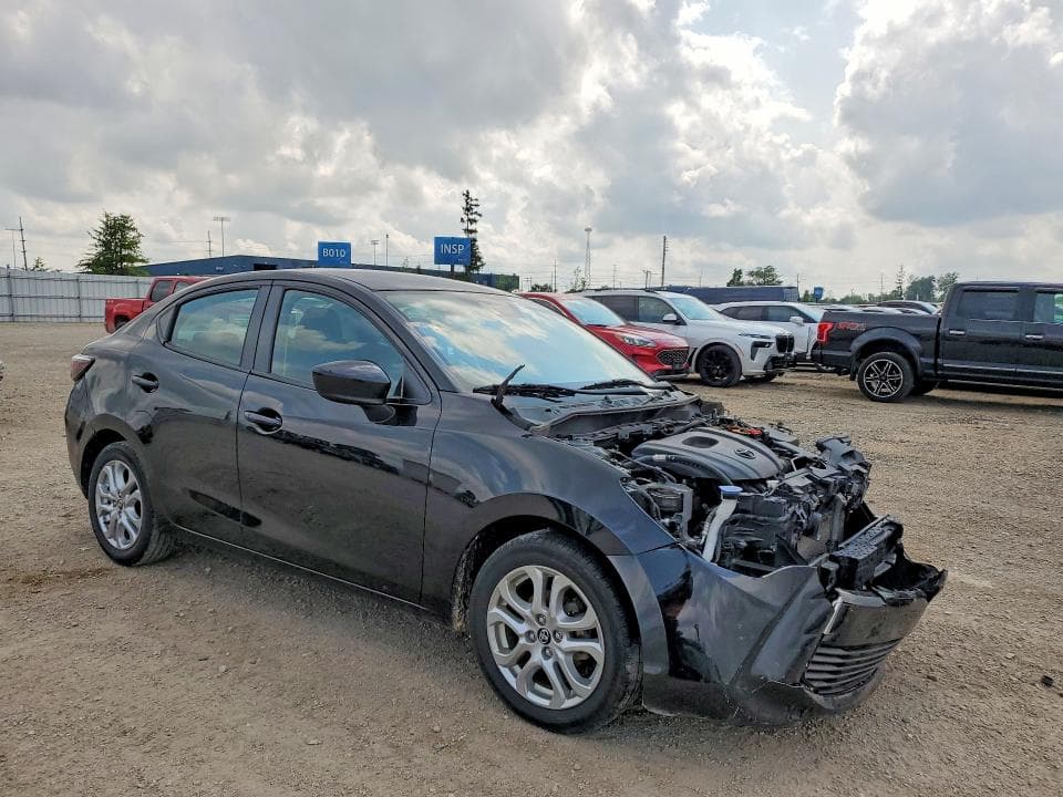 2017 TOYOTA YARIS IA BASE 4