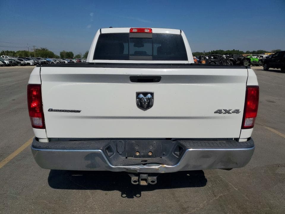 2017 RAM 1500 SLT 6