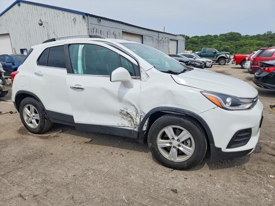 2019 CHEVROLET TRAX 1LT 4