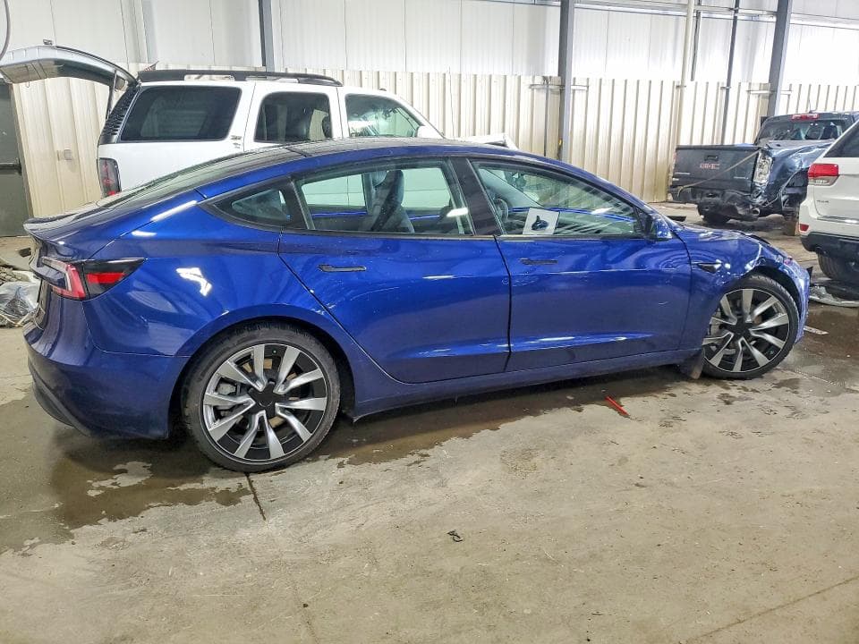 2024 TESLA MODEL 3 3