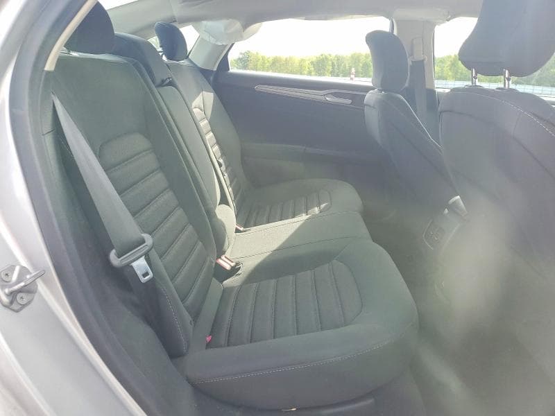 2018 FORD FUSION SE 10