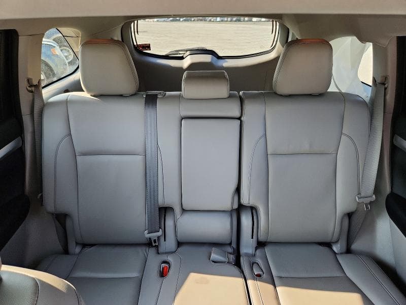 2019 TOYOTA HIGHLANDER XLE 10