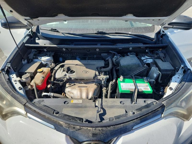 2018 TOYOTA RAV4 LE 11