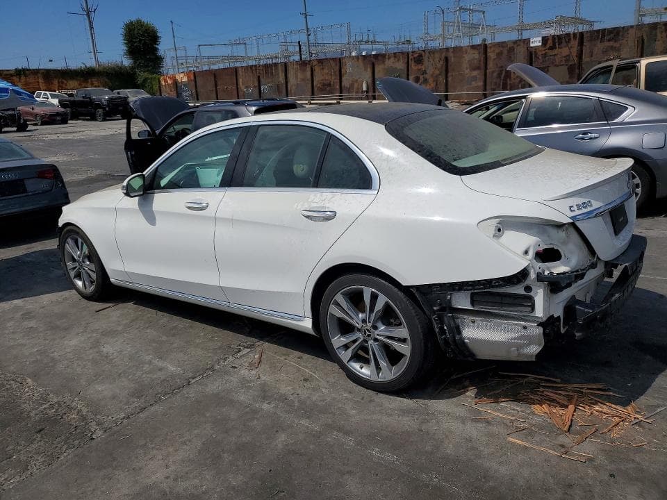 2017 MERCEDES-BENZ C 300 2