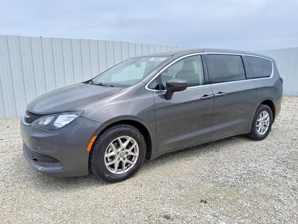 2020 CHRYSLER VOYAGER LX - 1