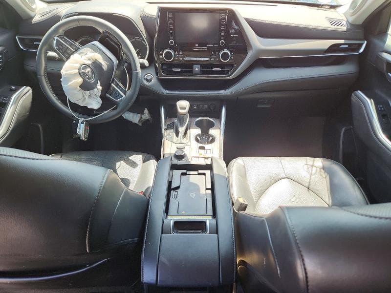 2022 TOYOTA HIGHLANDER LIMITED 8