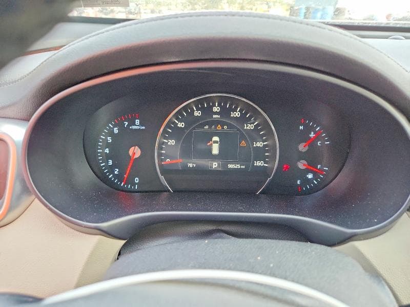 2017 KIA SORENTO EX 9