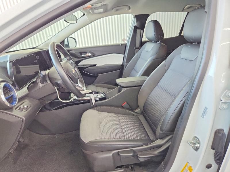 2025 CHEVROLET TRAX 1LT 7