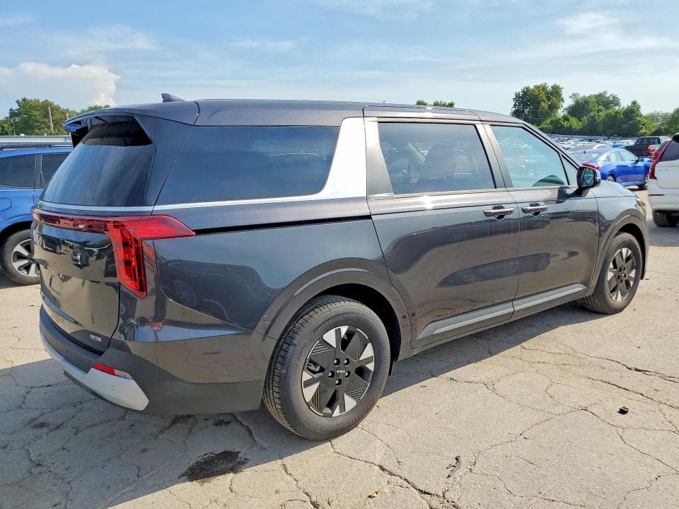 2026 KIA CARNIVAL LXS 3