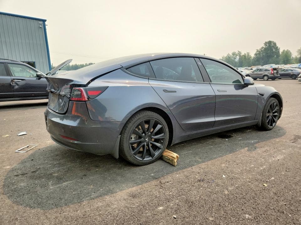 2018 TESLA MODEL 3 3