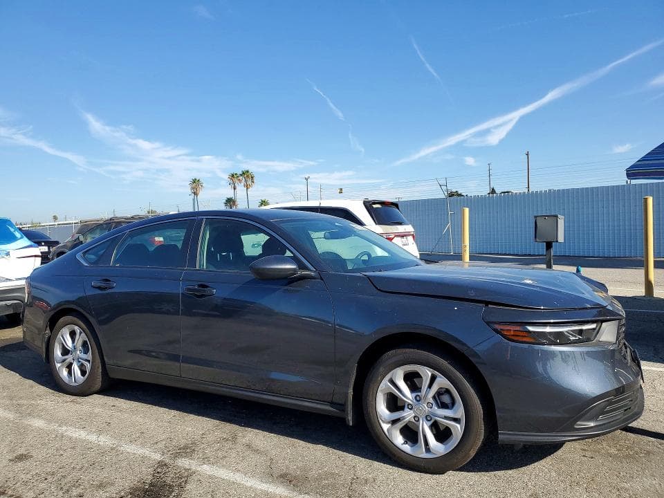 2025 HONDA ACCORD LX 4