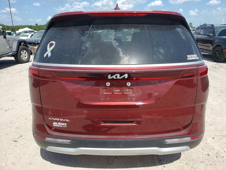 2023 KIA CARNIVAL LX 6