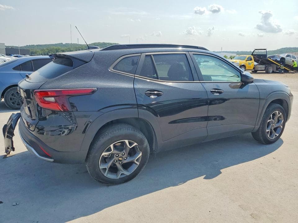 2025 CHEVROLET TRAX 1LT 3