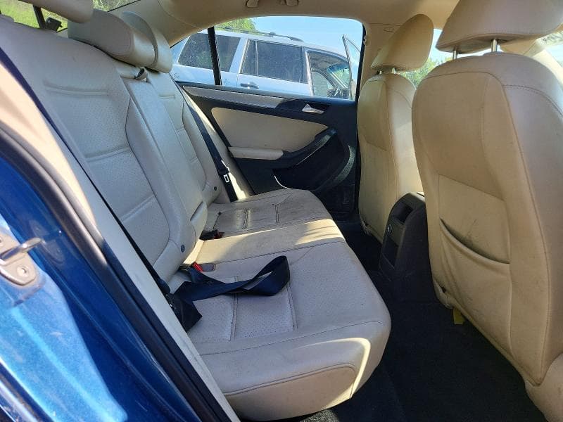 2017 VOLKSWAGEN JETTA SE 10
