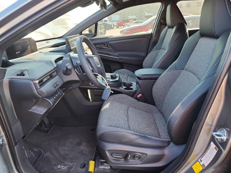 2026 TOYOTA BZ XLE 7