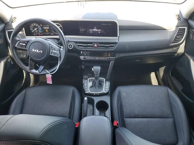 2024 KIA SELTOS EX 8