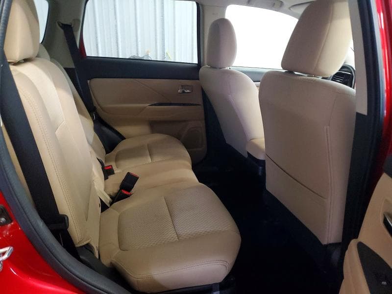 2018 MITSUBISHI OUTLANDER SE 11