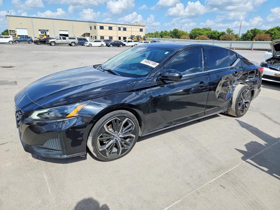 2023 NISSAN ALTIMA SR - 1