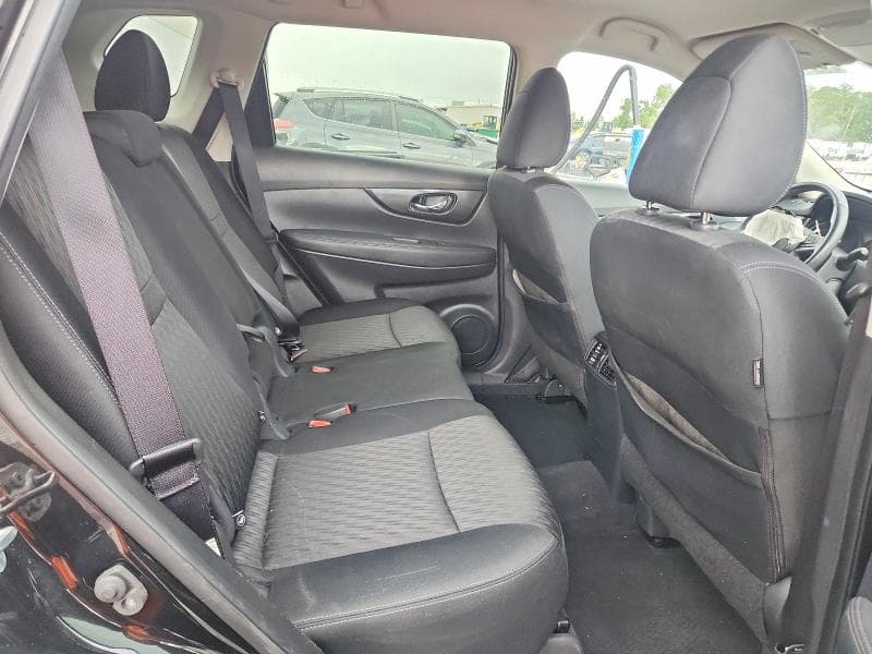 2018 NISSAN ROGUE SV 10