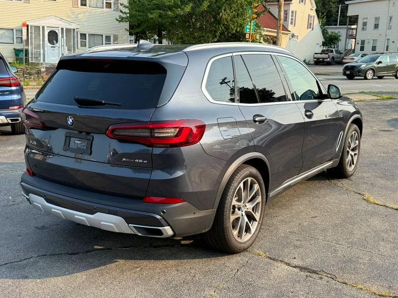 2021 BMW X5 XDRIVE45E 3
