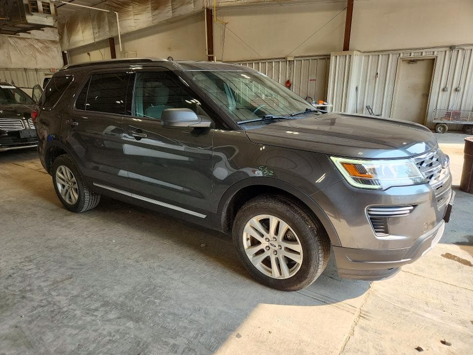 2018 FORD EXPLORER XLT 4