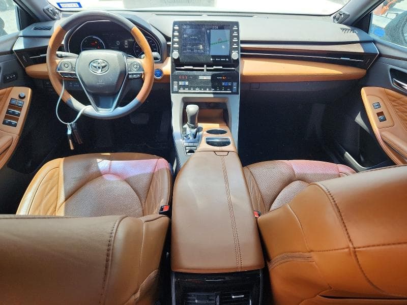 2019 TOYOTA AVALON HYBRID LIMITED 8