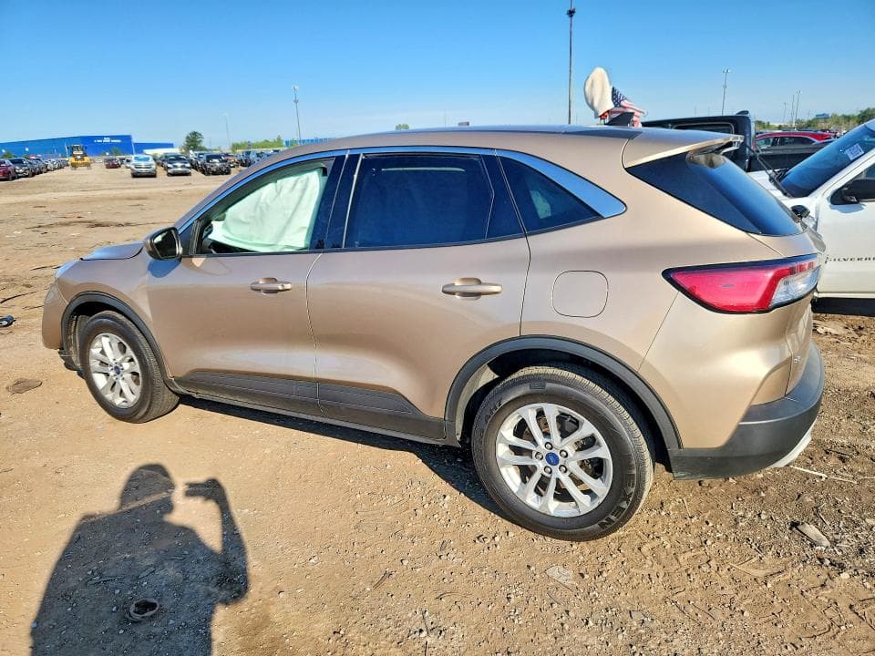 2021 FORD ESCAPE SE 2