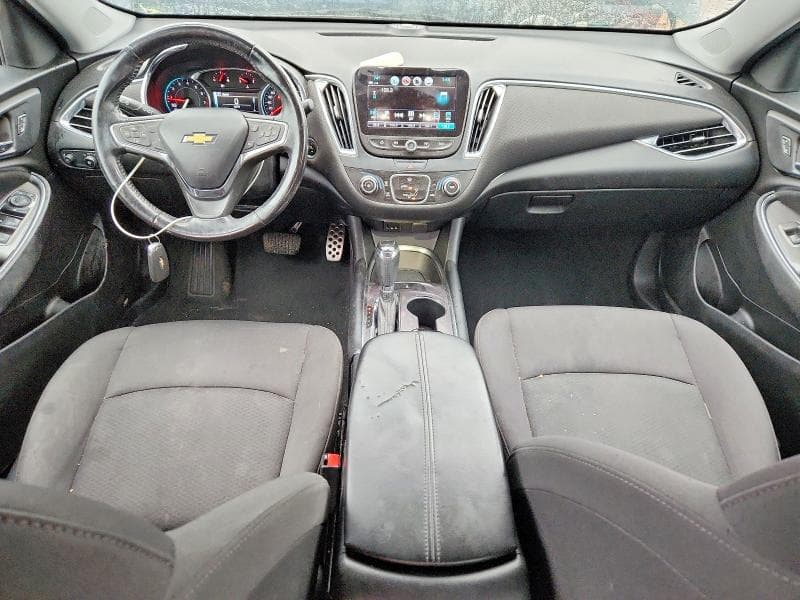 2017 CHEVROLET MALIBU LT 8