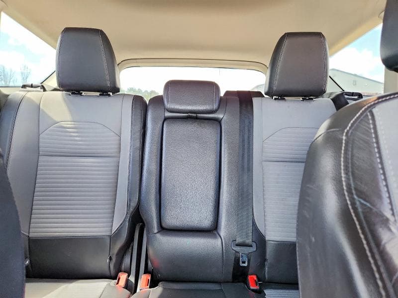 2017 FORD ESCAPE TITANIUM 10