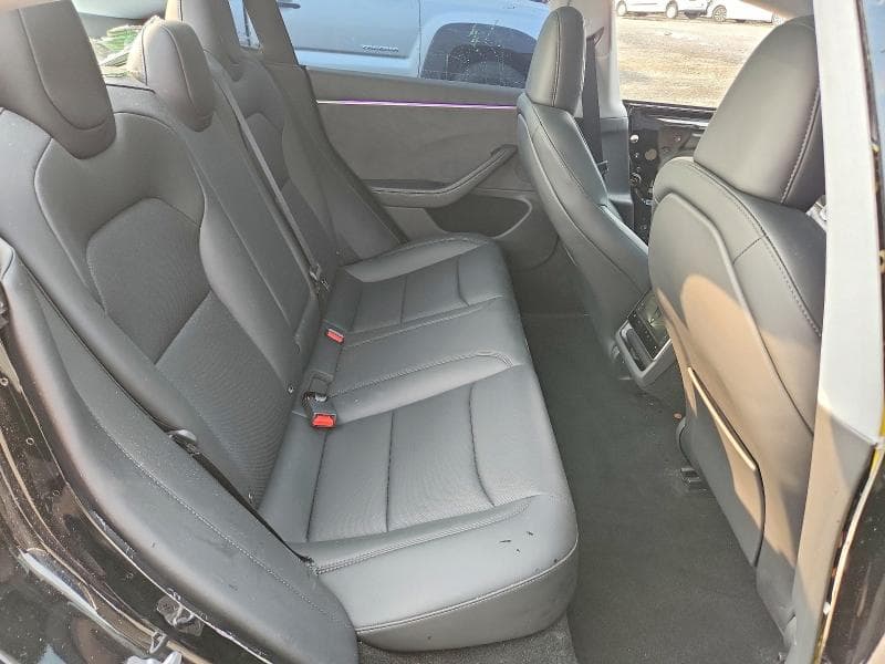 2025 TESLA MODEL 3 10