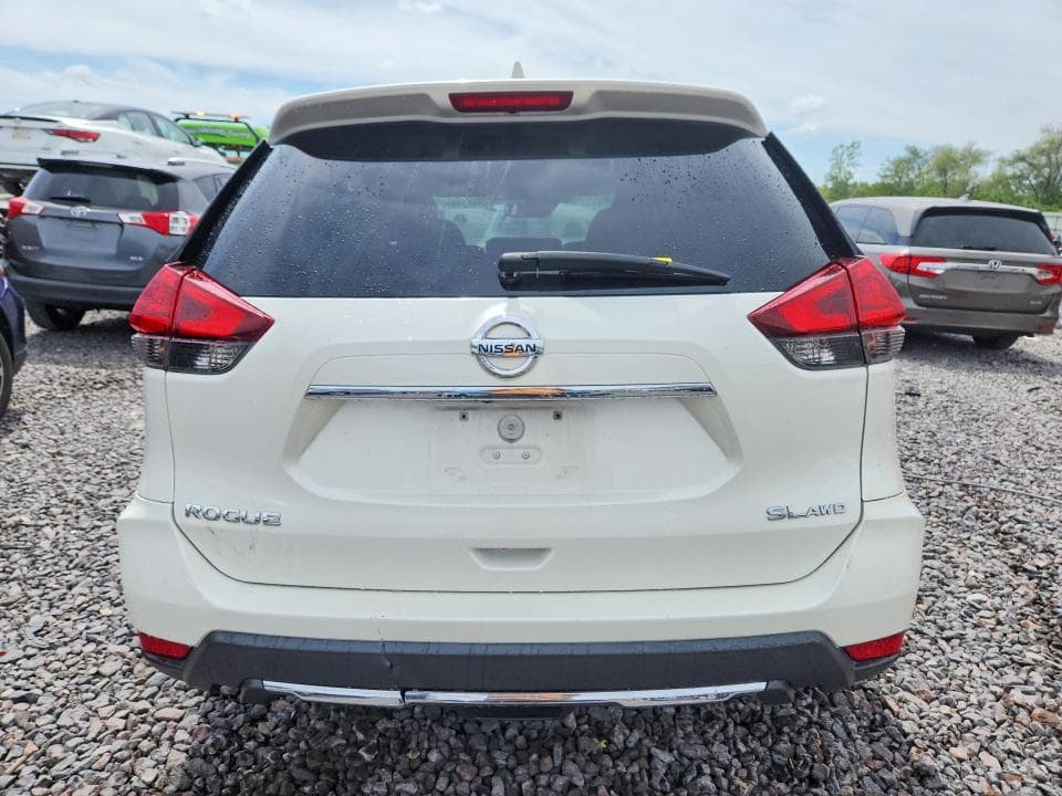 2017 NISSAN ROGUE SL 6