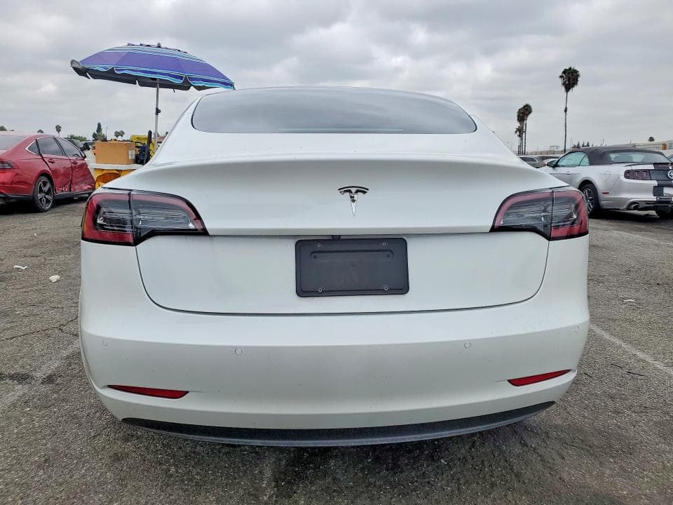 2021 TESLA MODEL 3 6