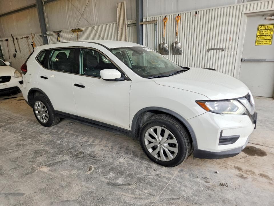 2020 NISSAN ROGUE S 4