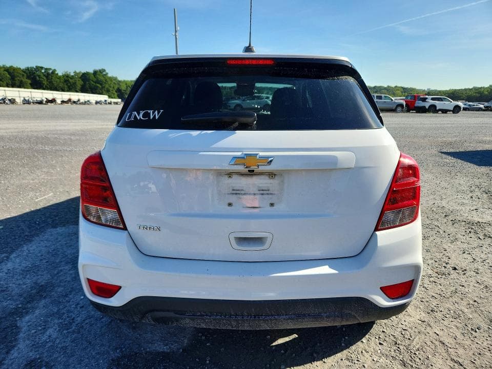2021 CHEVROLET TRAX LS 6