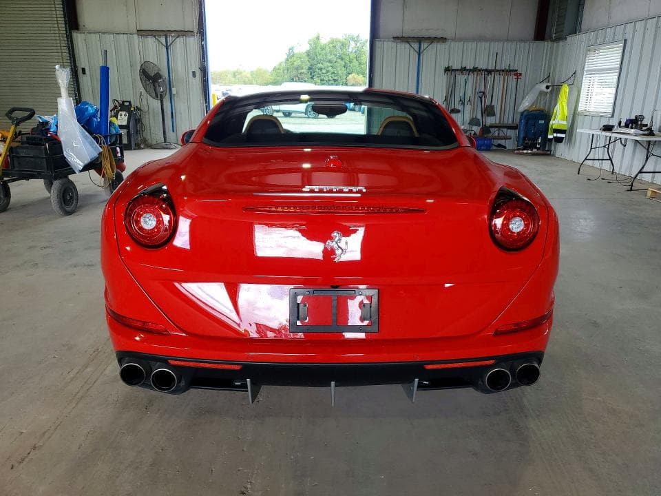 2017 FERRARI CALIFORNIA T 6