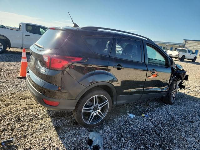 2019 FORD ESCAPE SEL 3